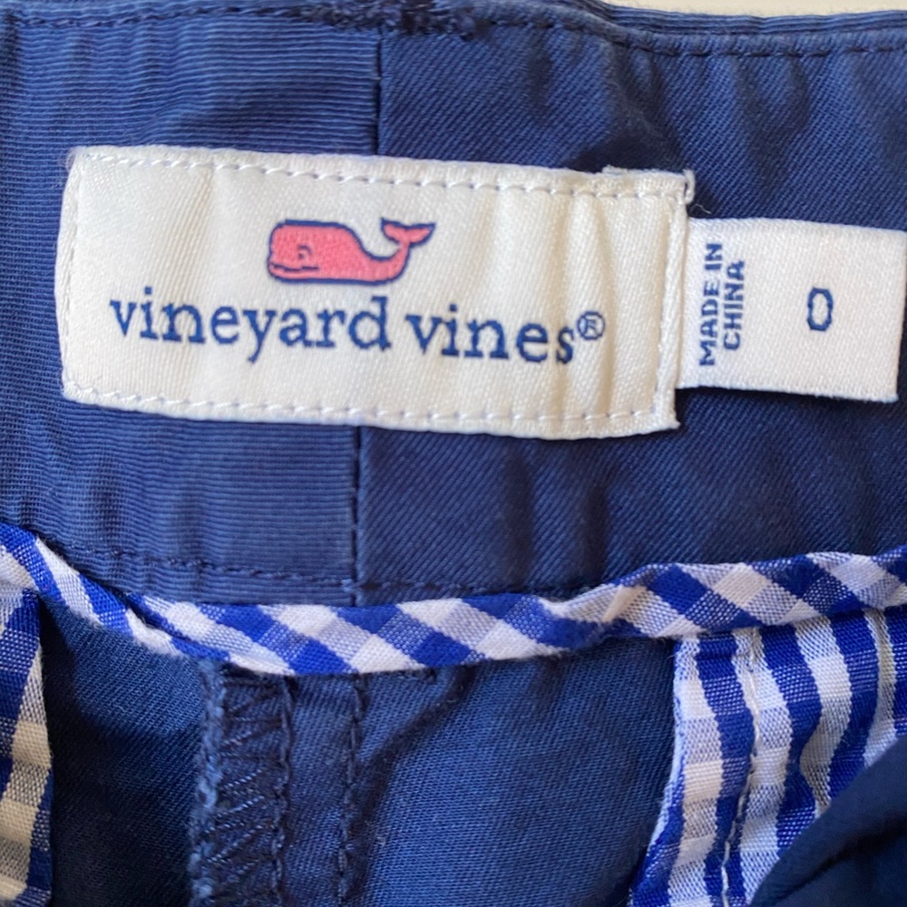 Vineyard Vines | Whale Embroidered Dayboat Shorts - Picture 10 of 11